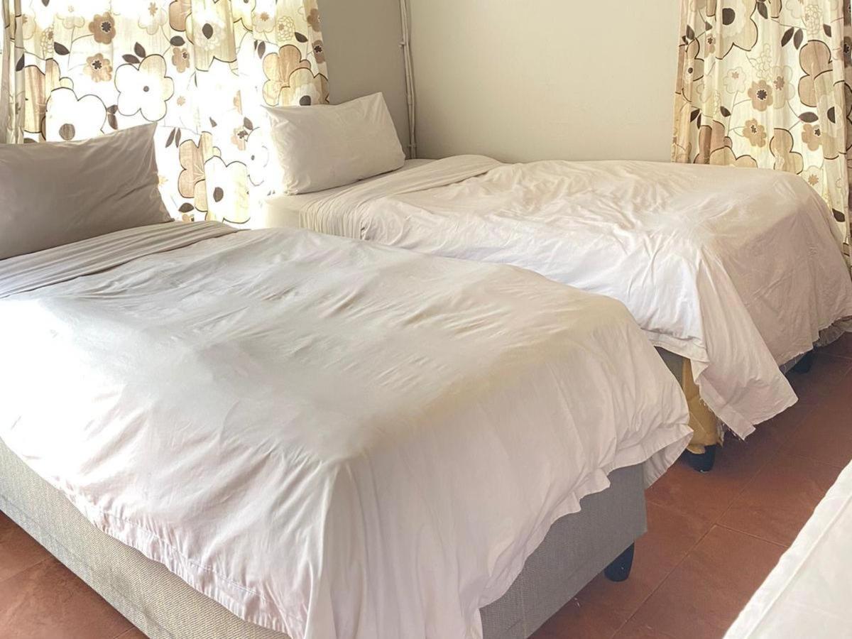 Bentley Backpackers Hostel Durban Exterior photo